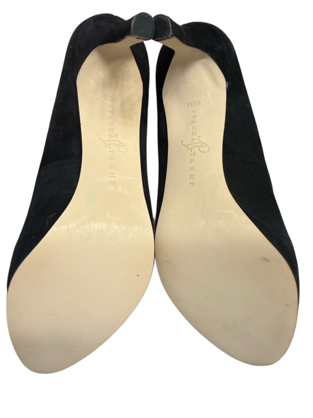 IVANKA TRUMP ANKA SUEDE PUMP NWOT - Picture 6 of 6